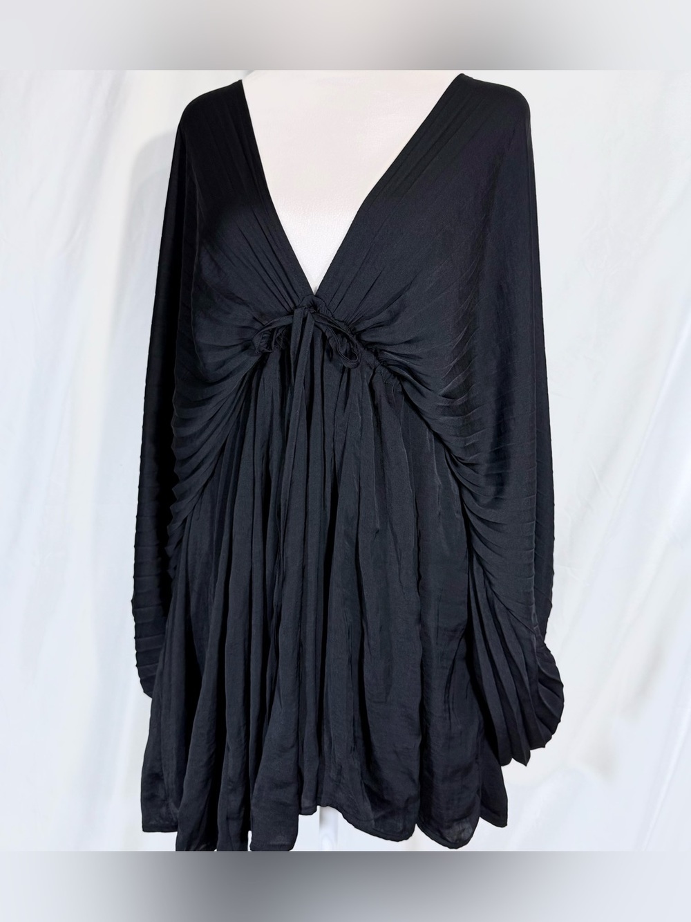 NWT Free People Kimono-Inspired Mini Dress With Drawstring Waist Size Medium - Picture 2 of 15